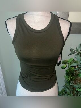 Under Armour Motion High Neck Olive Tank